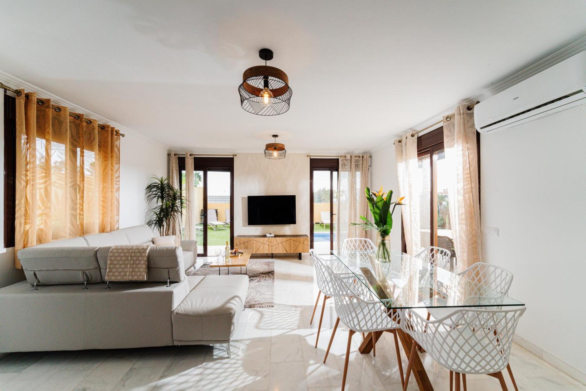 סן מיגל דה אבונה Villa With 4 Bedrooms And Private Heated Pool מראה חיצוני תמונה